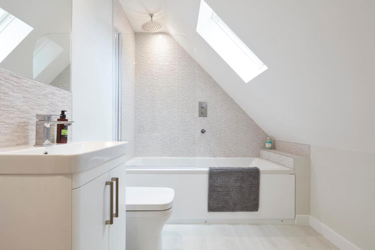 The Lodge Bury St Edmunds Bury St. Edmunds Bagian luar foto